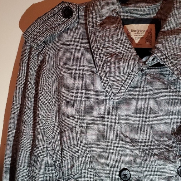 Jacket - Picture 2 of 4